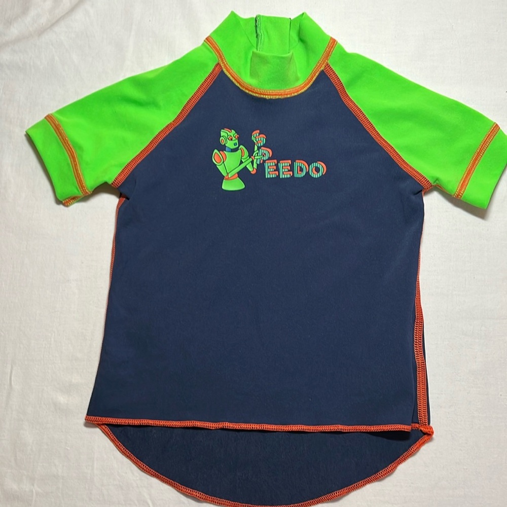 2T Speedo rash guard